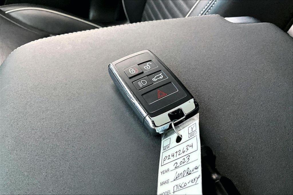 used 2023 Land Rover Discovery car, priced at $36,987