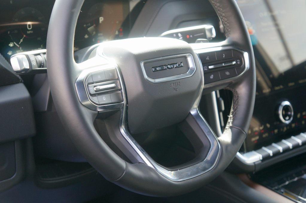 used 2025 GMC Yukon car, priced at $72,649