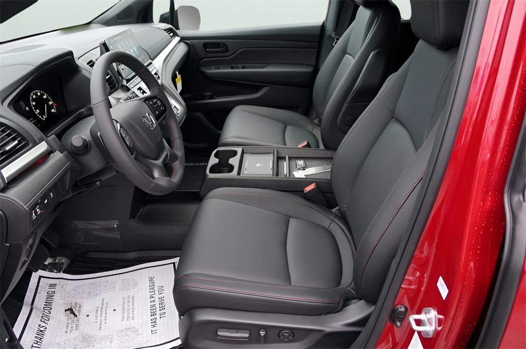 new 2026 Honda Odyssey car, priced at $45,845