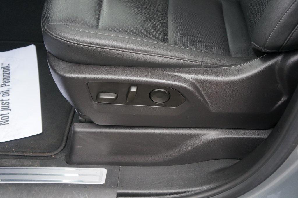 used 2025 GMC Sierra 1500 car, priced at $45,582