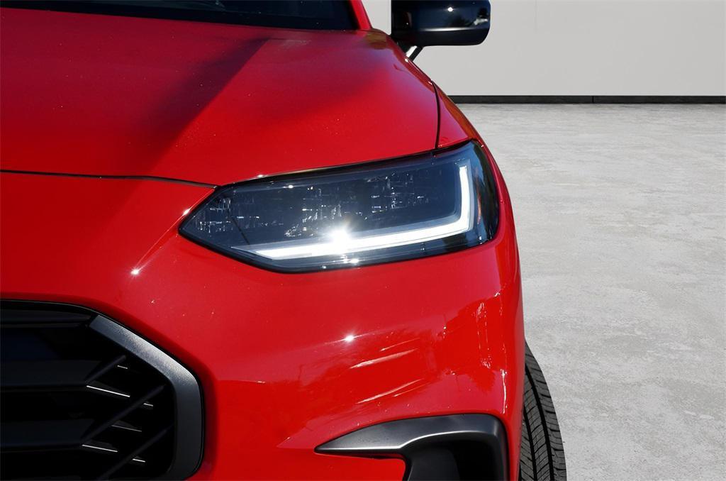 used 2025 Honda HR-V car, priced at $28,093