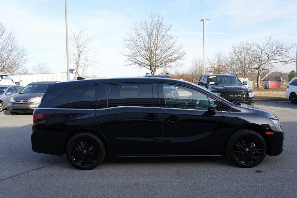 used 2025 Honda Odyssey car, priced at $39,499