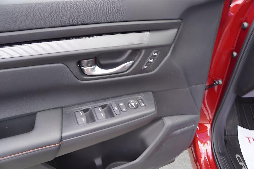 new 2026 Honda CR-V Hybrid car, priced at $40,630