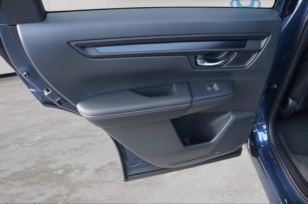 new 2026 Honda CR-V Hybrid car, priced at $41,675