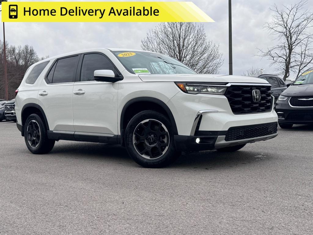 used 2025 Honda Pilot car, priced at $38,998