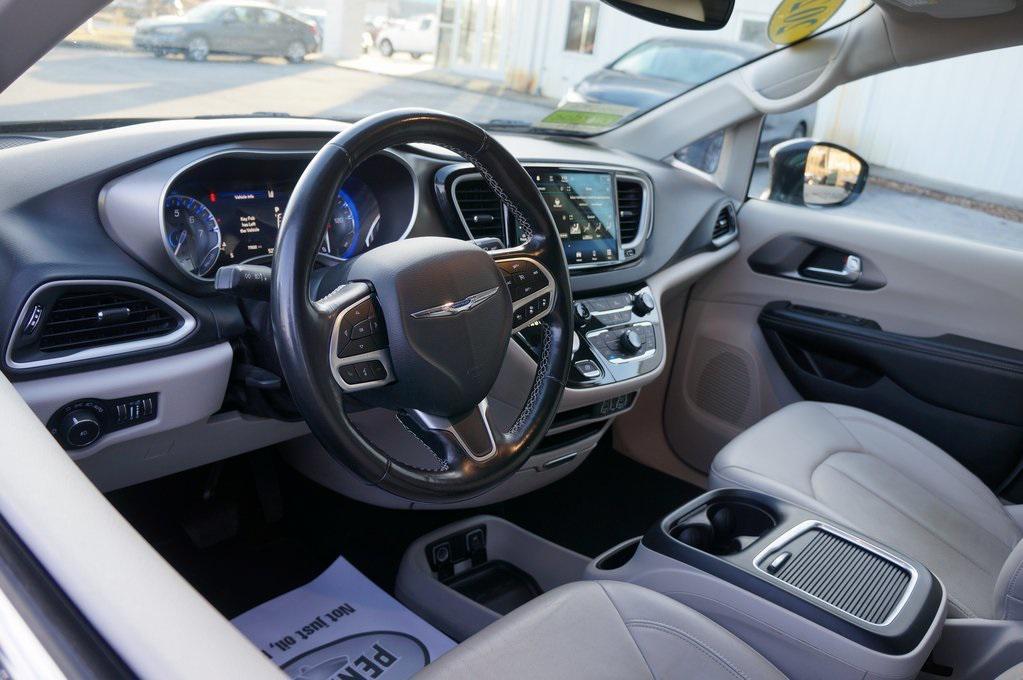 used 2021 Chrysler Pacifica car, priced at $19,919