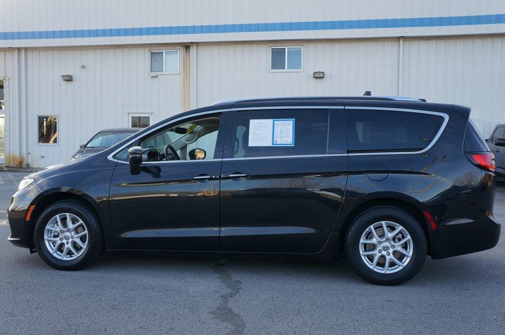 used 2021 Chrysler Pacifica car, priced at $19,919