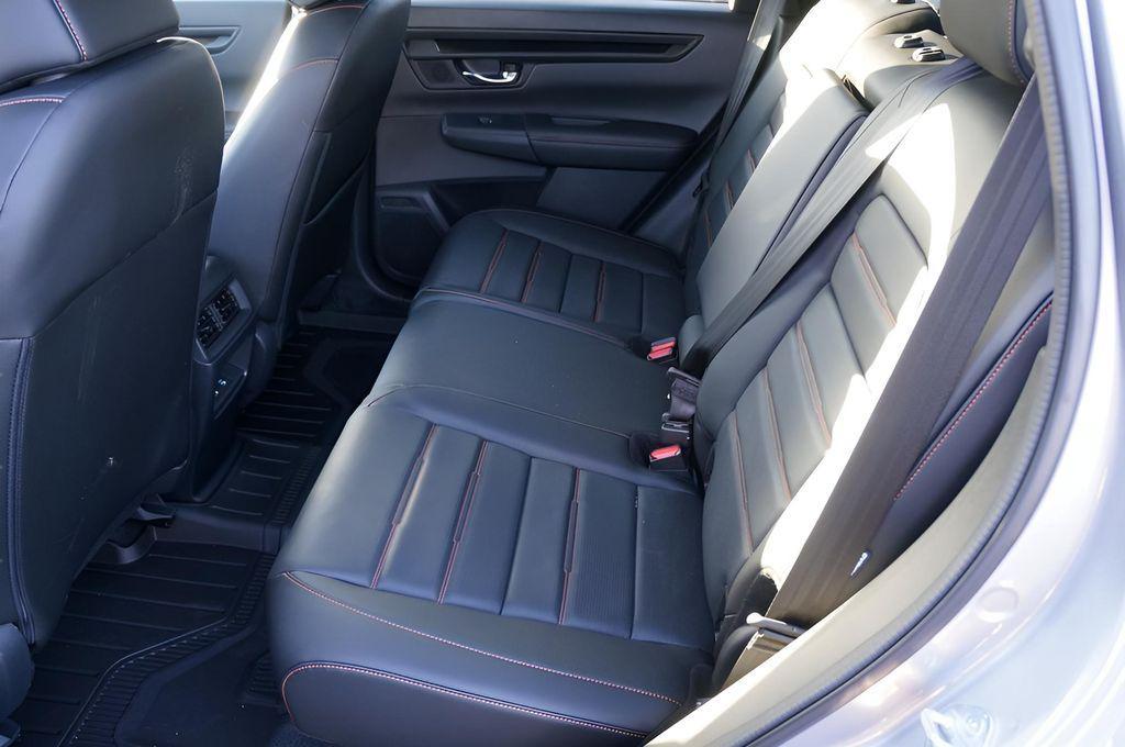 new 2026 Honda CR-V Hybrid car, priced at $40,175