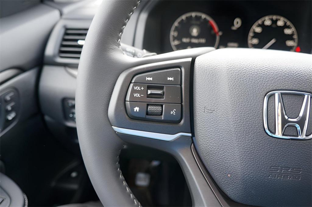 new 2025 Honda Ridgeline car, priced at $44,430