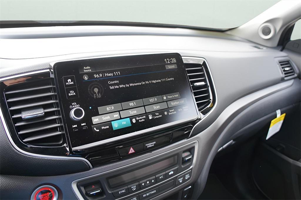 new 2025 Honda Ridgeline car, priced at $44,430