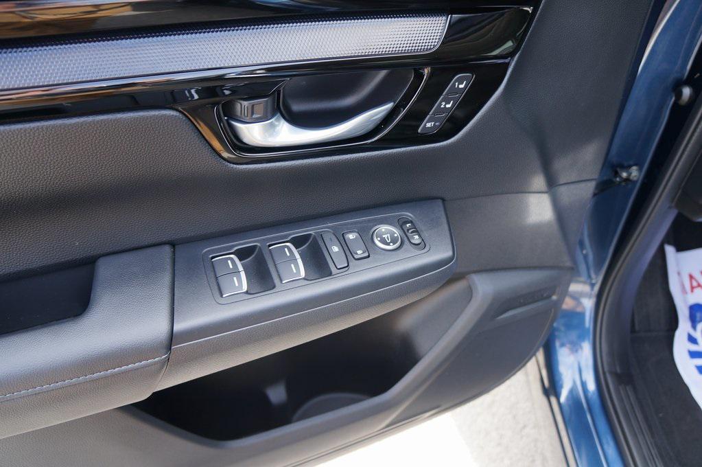 used 2024 Honda CR-V car, priced at $33,198