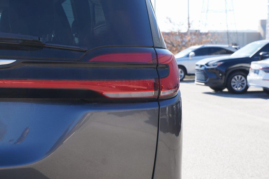 used 2023 Chrysler Pacifica car, priced at $23,397