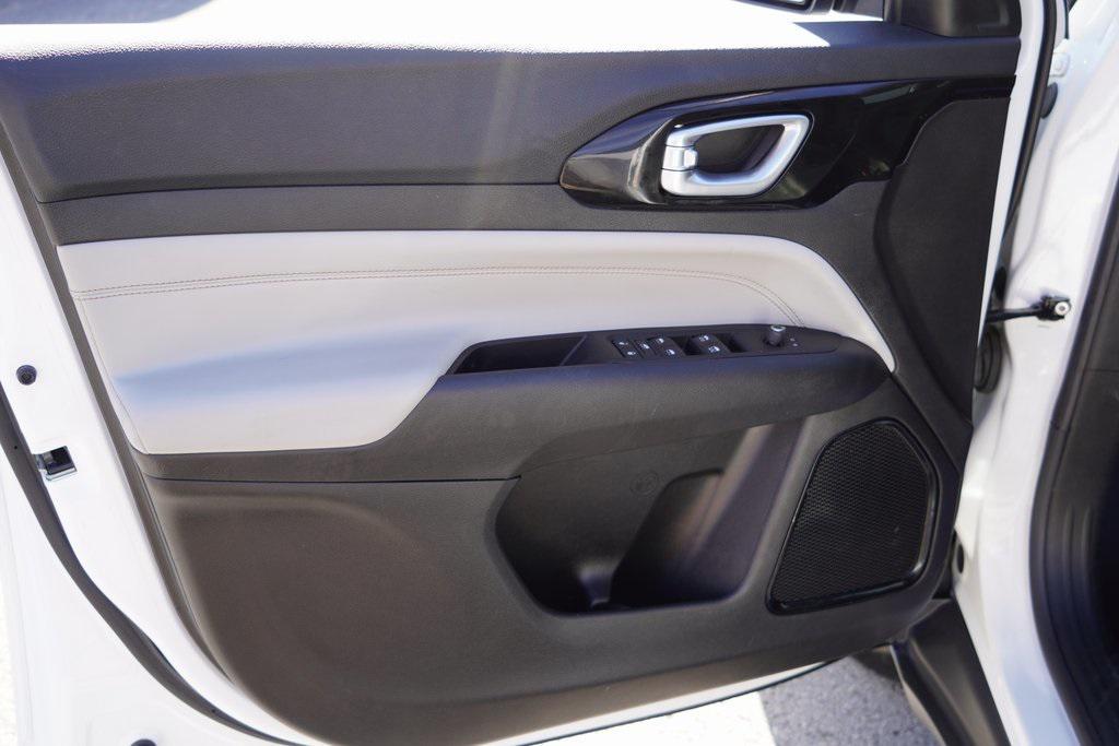 used 2022 Jeep Compass car, priced at $20,997