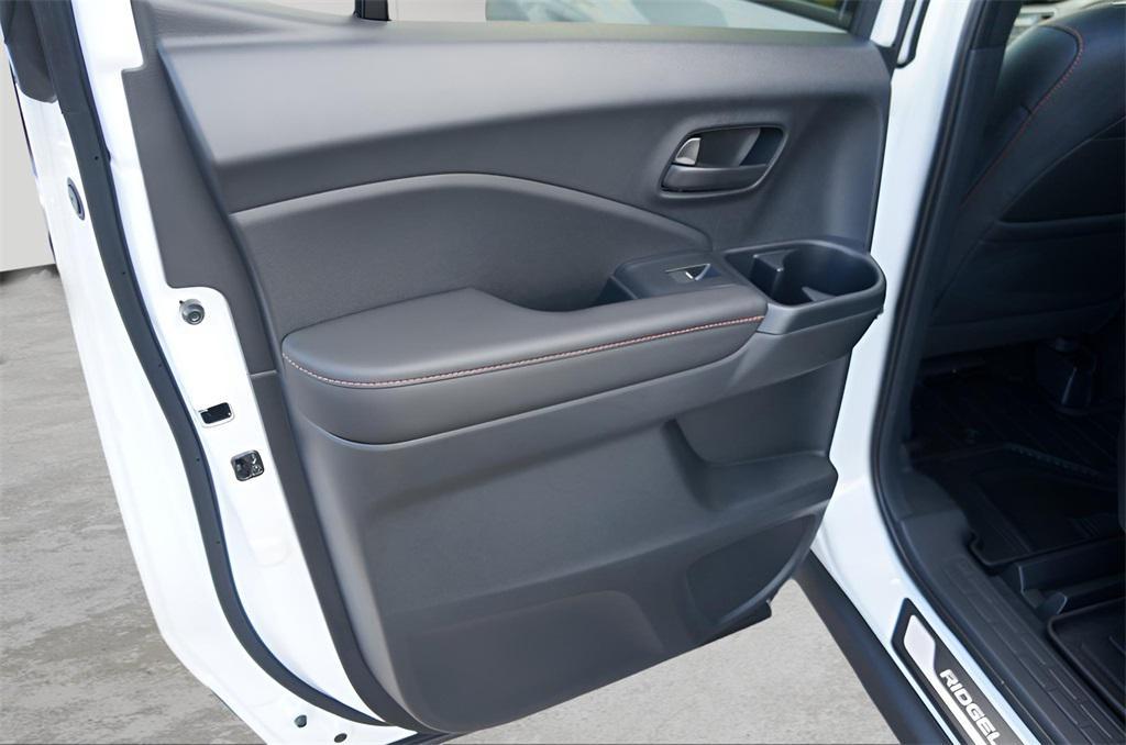 new 2025 Honda Ridgeline car, priced at $47,530