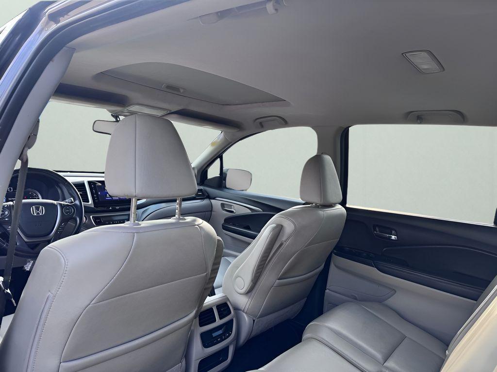 used 2018 Honda Pilot car, priced at $15,701