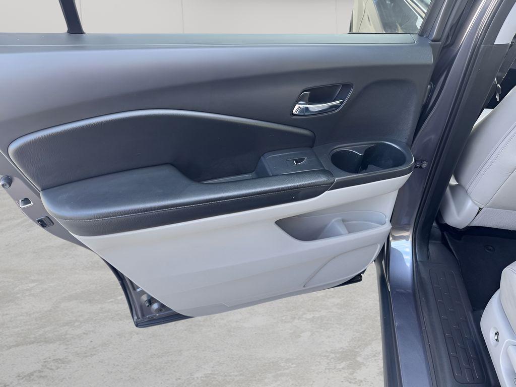 used 2018 Honda Pilot car, priced at $15,701