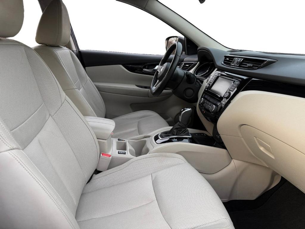 used 2022 Nissan Rogue Sport car, priced at $23,298