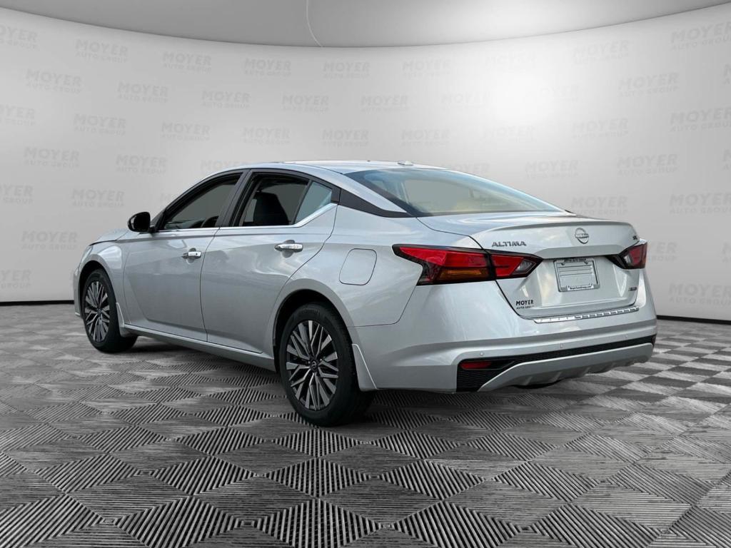 used 2023 Nissan Altima car, priced at $21,999