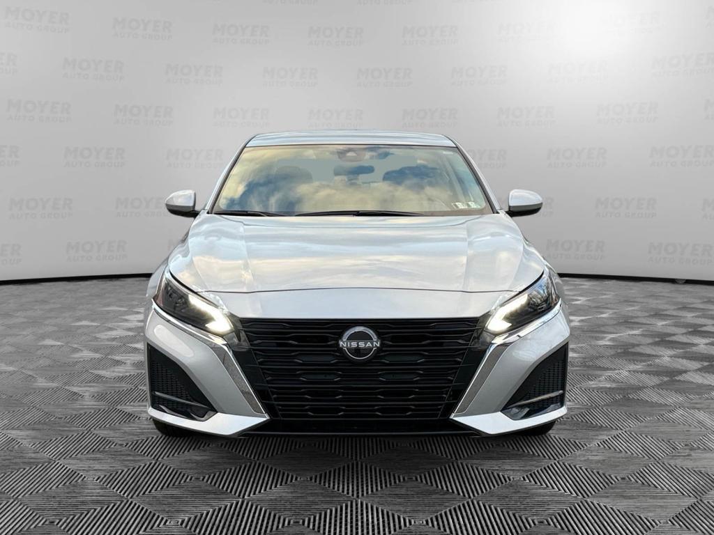 used 2023 Nissan Altima car, priced at $21,999