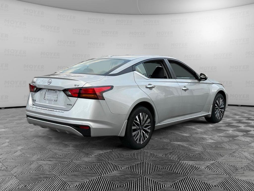 used 2023 Nissan Altima car, priced at $21,999