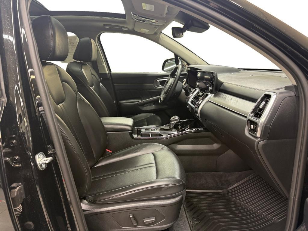 used 2023 Kia Sorento car