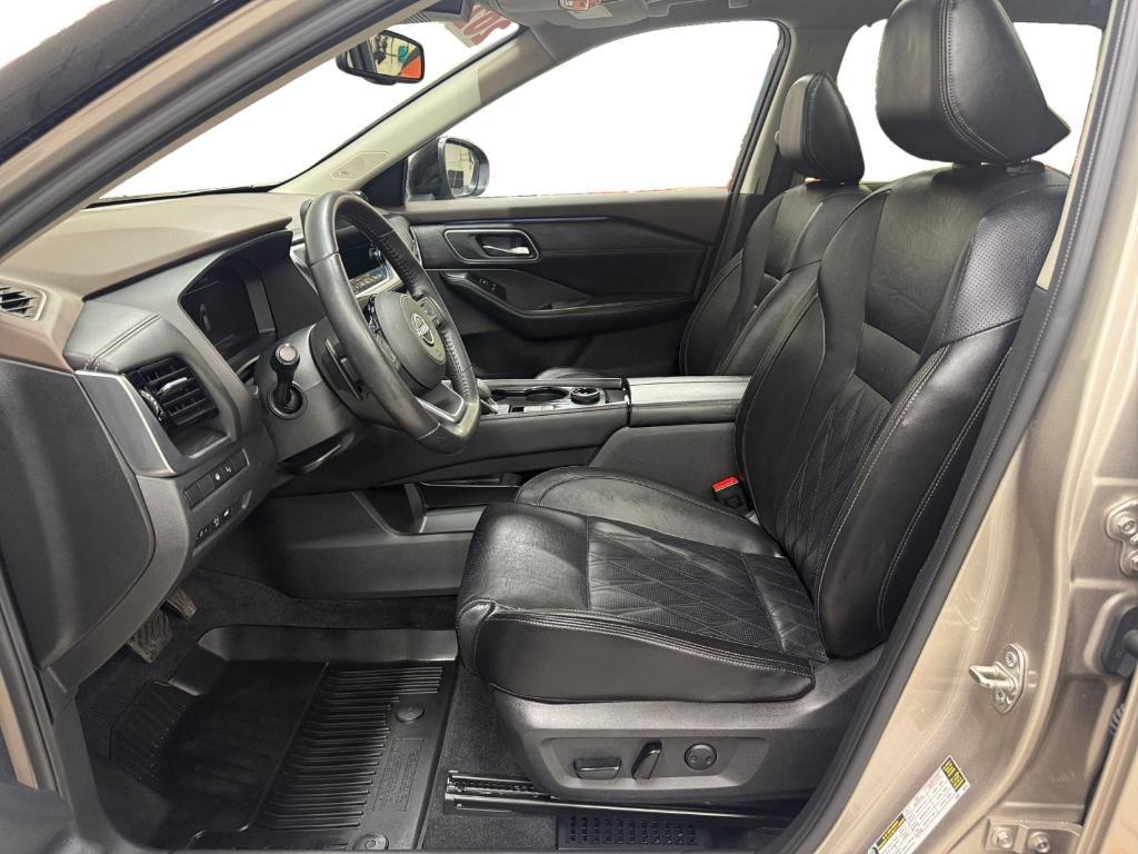 used 2023 Nissan Rogue car, priced at $29,989