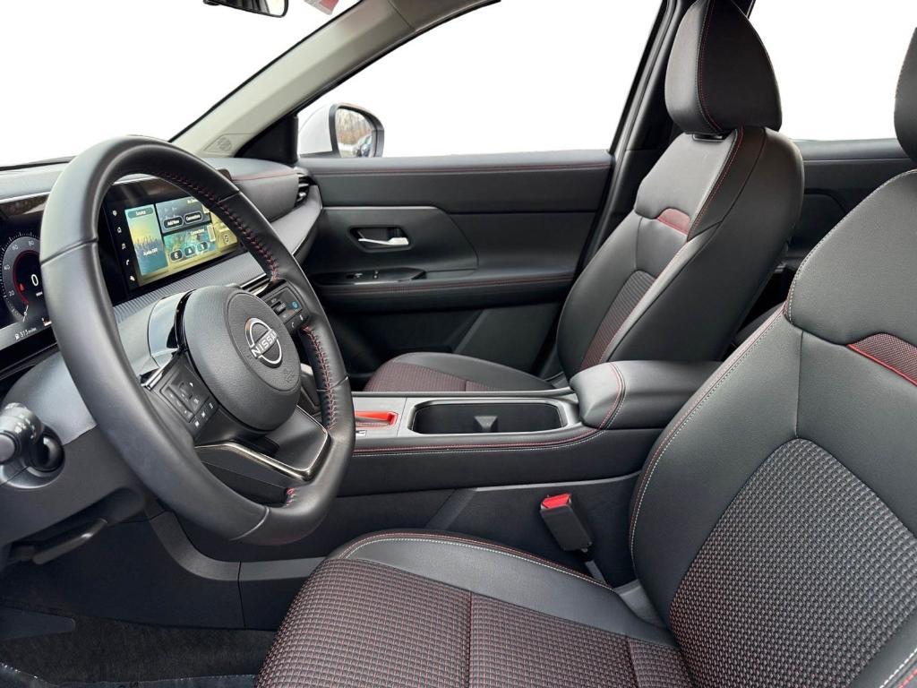 used 2025 Nissan Kicks car, priced at $24,254