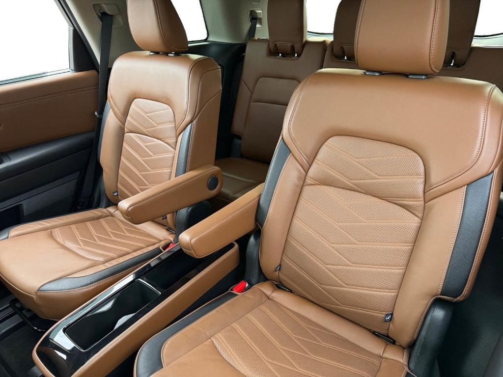 used 2023 Nissan Pathfinder car, priced at $35,999