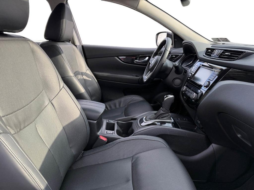 used 2022 Nissan Rogue Sport car, priced at $22,997