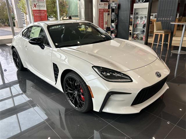new 2025 Toyota GR86 car, priced at $43,367
