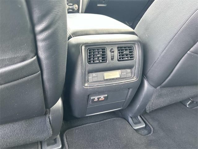 used 2020 Nissan Pathfinder car, priced at $16,406