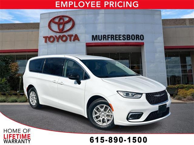 used 2024 Chrysler Pacifica car, priced at $29,730