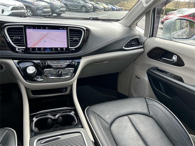 used 2022 Chrysler Pacifica Hybrid car, priced at $22,511