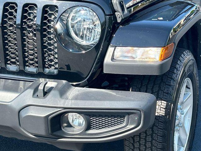 used 2022 Jeep Gladiator car, priced at $28,949
