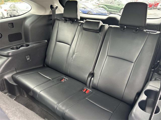 used 2024 Toyota Highlander car, priced at $37,850