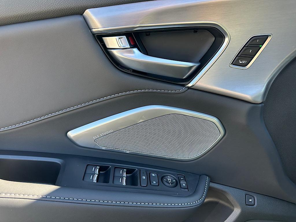 new 2026 Acura RDX car, priced at $49,650