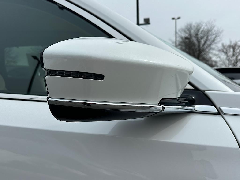 used 2023 Acura MDX car, priced at $36,525