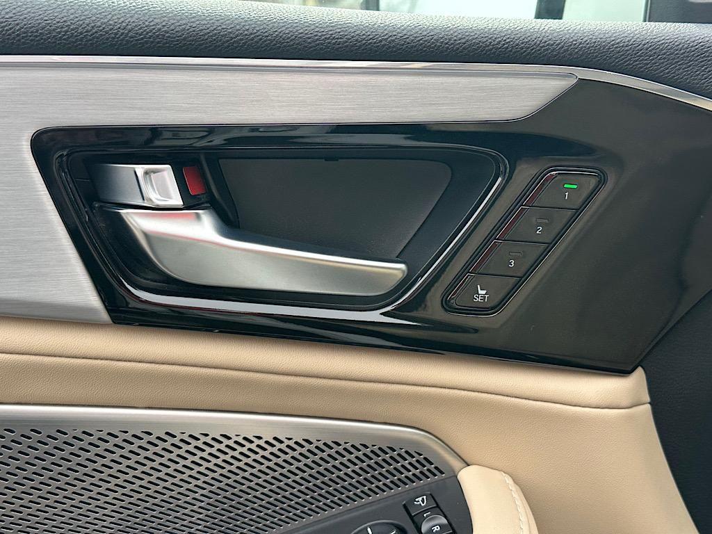 used 2023 Acura MDX car, priced at $36,525