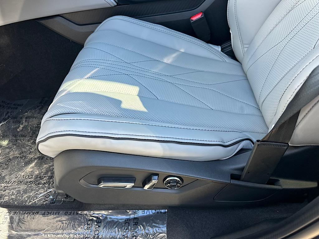 new 2026 Acura MDX car, priced at $68,350