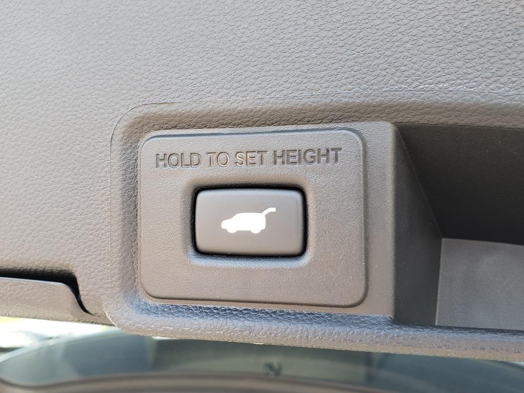 used 2024 Acura RDX car, priced at $42,944