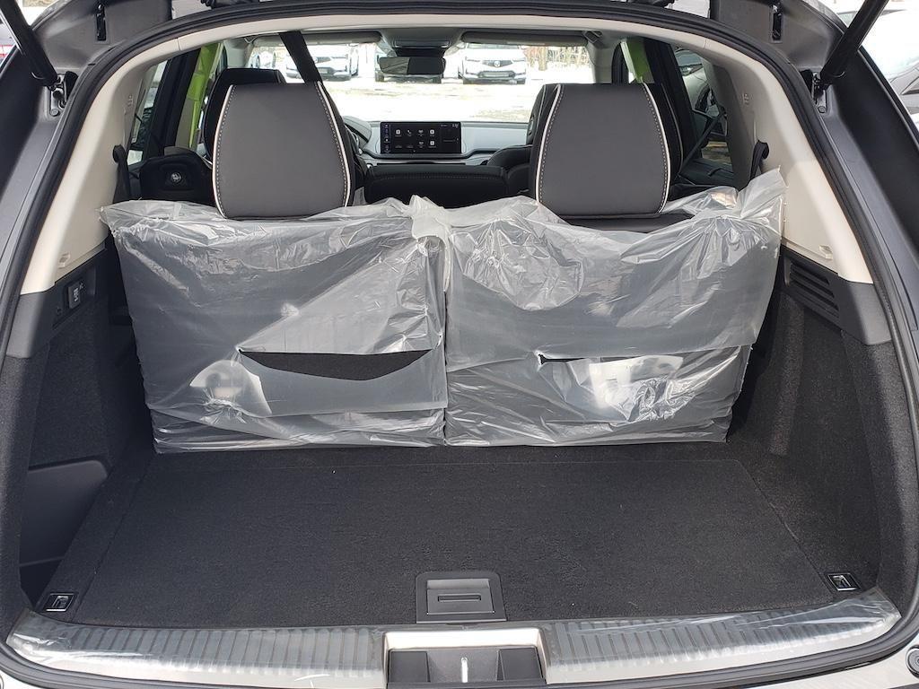 new 2026 Acura MDX car, priced at $68,950