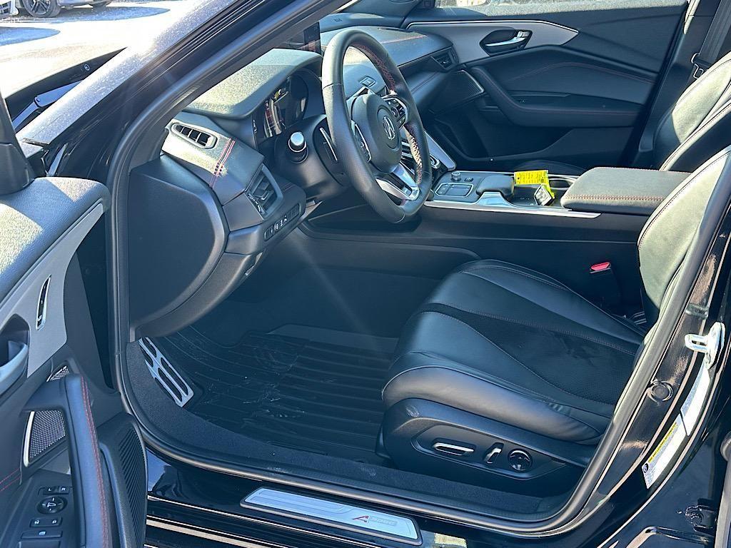 used 2025 Acura TLX car, priced at $43,470