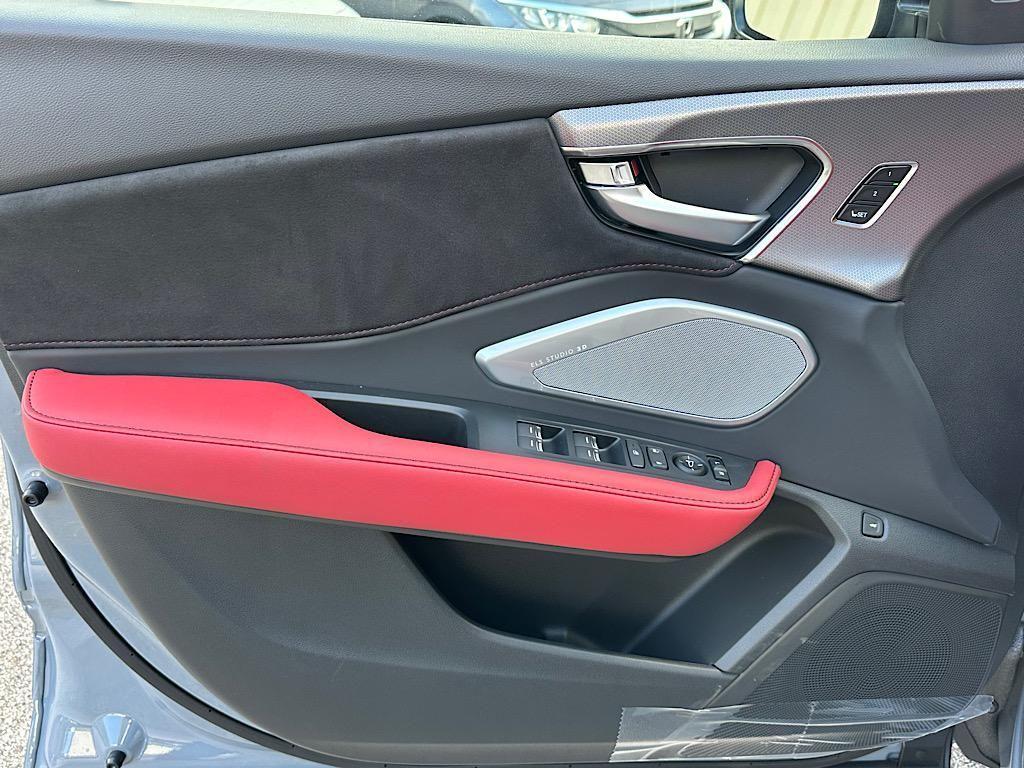 new 2025 Acura RDX car, priced at $52,250