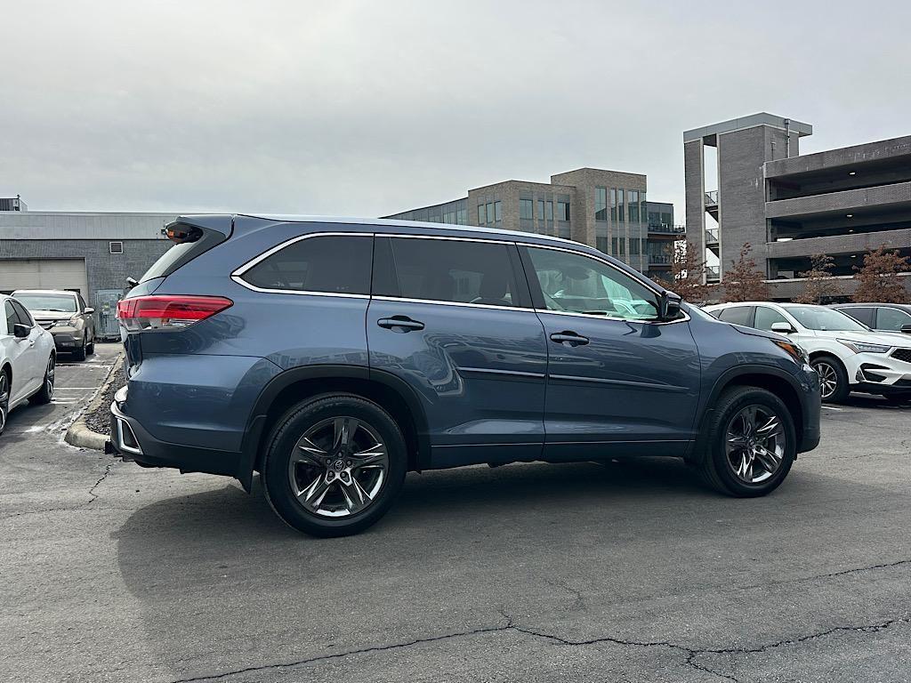 used 2019 Toyota Highlander car, priced at $25,951