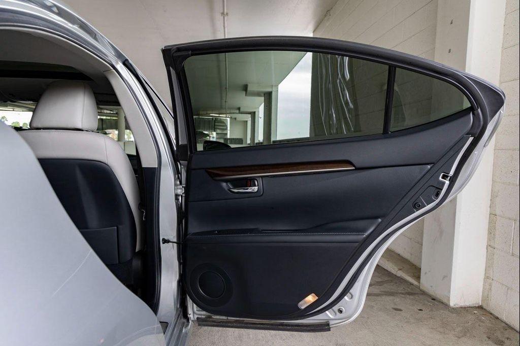 used 2014 Lexus ES 350 car, priced at $13,988