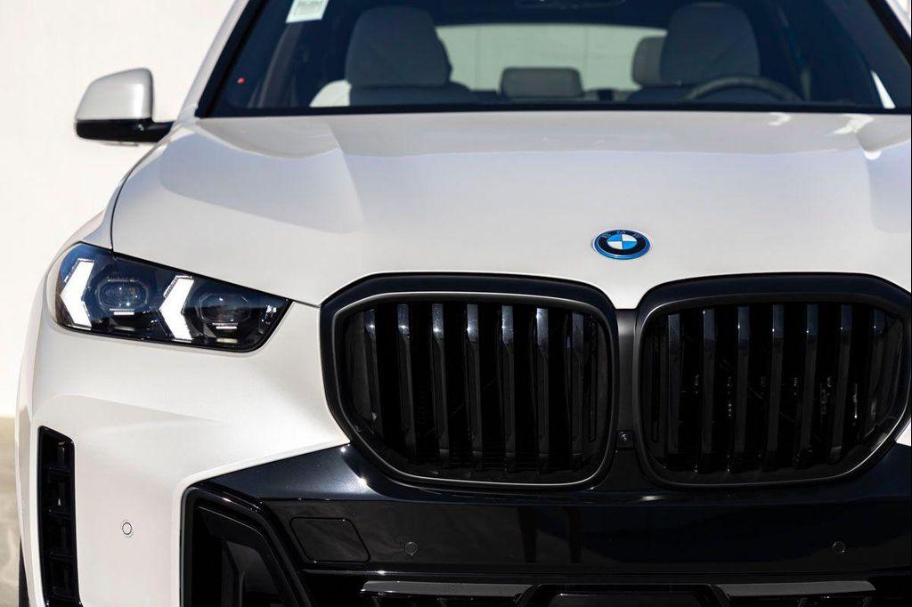 new 2026 BMW X5 PHEV car, priced at $90,025