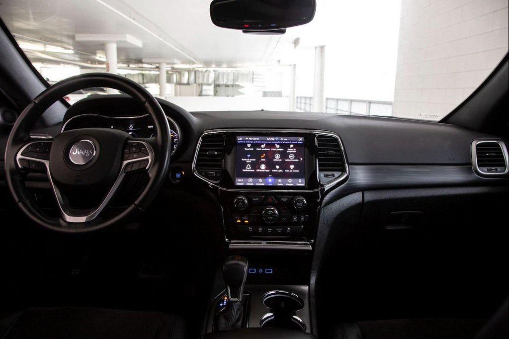 used 2022 Jeep Grand Cherokee car, priced at $23,488