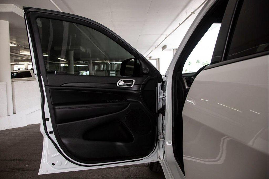 used 2022 Jeep Grand Cherokee car, priced at $23,488