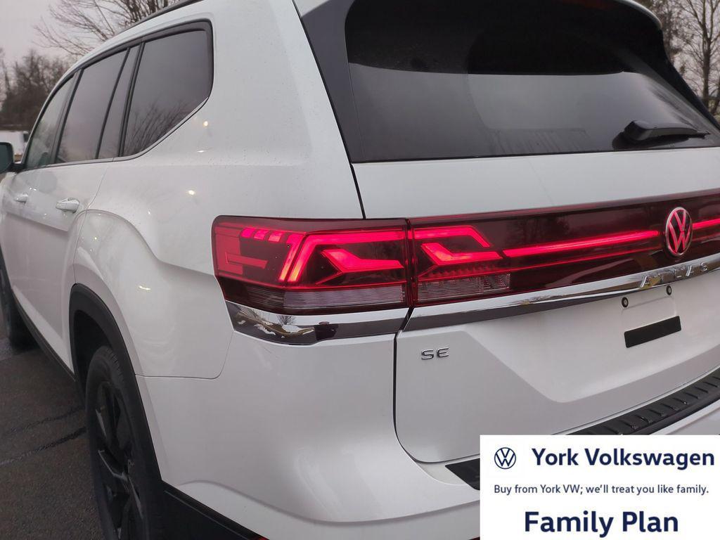 new 2026 Volkswagen Atlas car, priced at $45,244