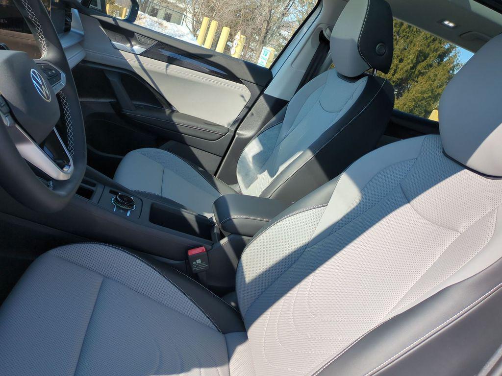 new 2026 Volkswagen Tiguan car, priced at $35,957